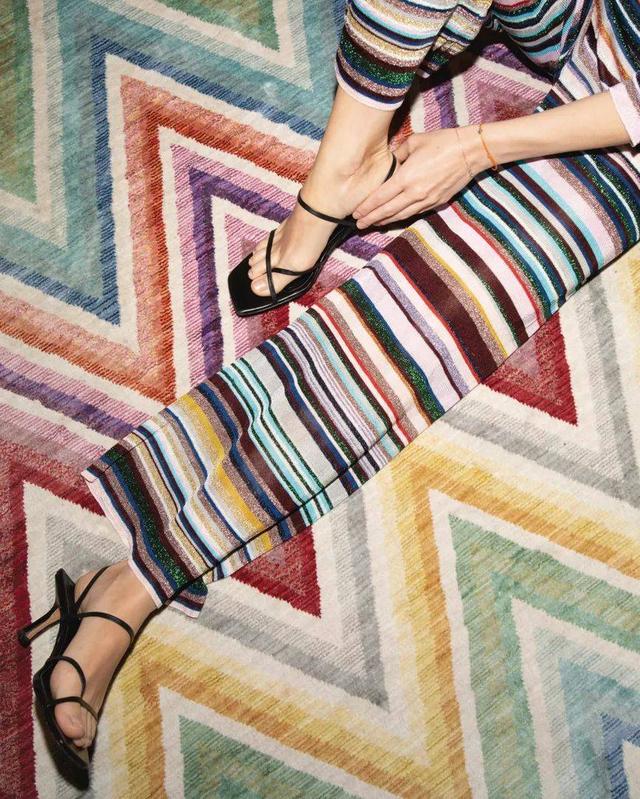 天马行空的背景图，偏欧美风，天马行空壁纸图片（大牌新宠，潮元素你却看不懂）