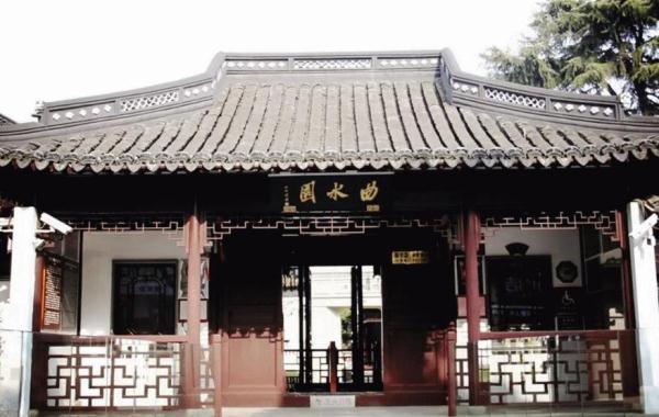 上海免费景点，上海旅游必去景点（与豫园古猗园等并誉“五大古典园林”）