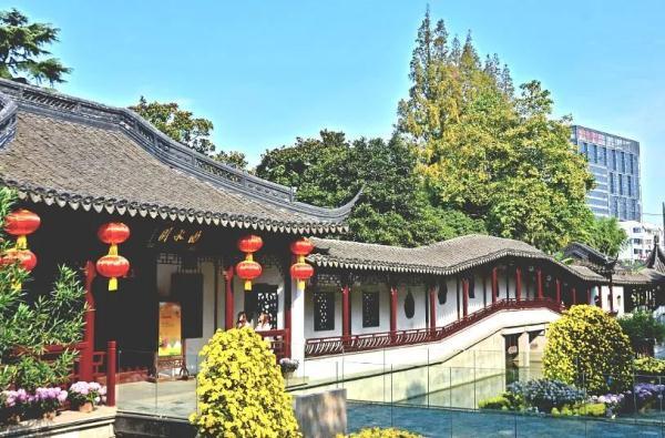 上海免费景点，上海旅游必去景点（与豫园古猗园等并誉“五大古典园林”）