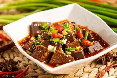 鸭血怎么凝固，鸡血鸭血怎么凝固（有些人以为很“脏”的食物）