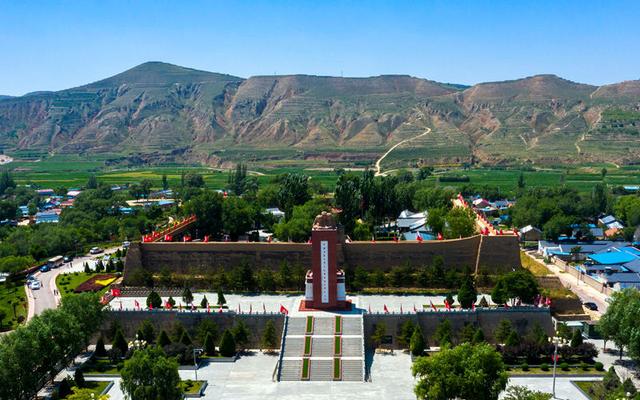 六盘山在哪里，六盘山在哪里属于哪个省（人民巷头条丨去六盘山）