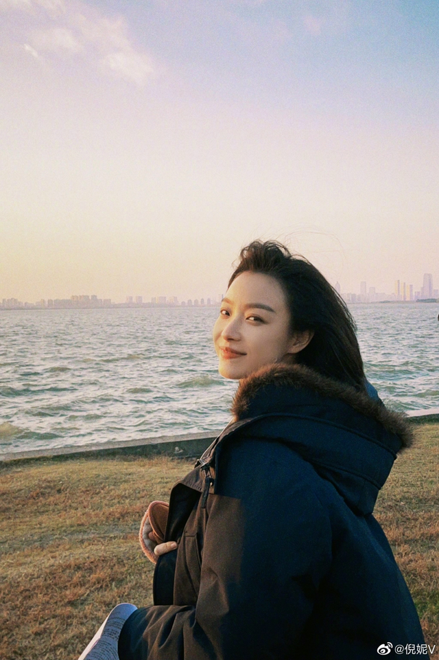 倪妮个人简历，倪妮演员资料内容是什么（多大后台才能让倪妮、童瑶和万茜一起当女配啊……）