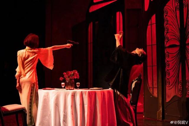 倪妮个人简历，倪妮演员资料内容是什么（多大后台才能让倪妮、童瑶和万茜一起当女配啊……）