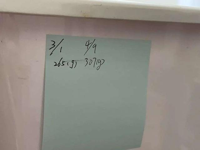 白色皮包脏了怎么清洗小妙招，真皮包脏了怎么清洗妙招（3年，我靠养蛇月入十万）