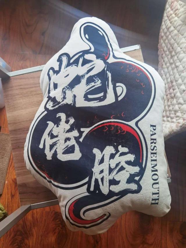 白色皮包脏了怎么清洗小妙招，真皮包脏了怎么清洗妙招（3年，我靠养蛇月入十万）