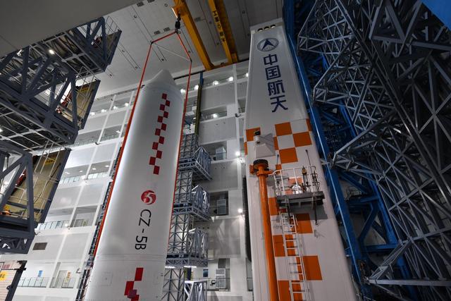 大推力火箭，美国最大推力火箭（我国首次大推力火箭“零窗口”发射）