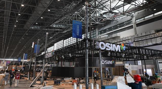 戴比尔斯什么档次，戴比尔斯是什么档次（共创未来——写在第二届中国国际消费品博览会开幕之际）