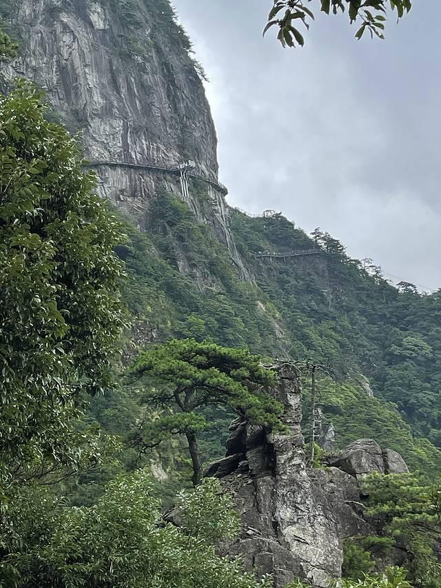 武功山旅游攻略，武功山旅游攻略一日游（江西武功山\u0026仙凤三宝亲子游记）