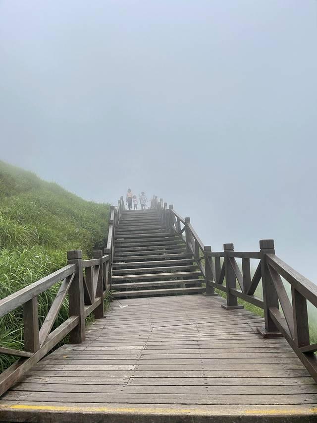 武功山旅游攻略，武功山旅游攻略一日游（江西武功山\u0026仙凤三宝亲子游记）