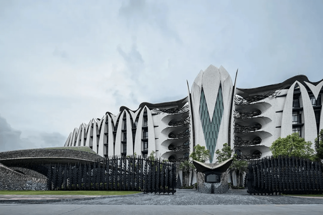 世界上十大最丑建筑，全世界最丑十大建筑（2022年“中国十大丑陋建筑”评选正酣）