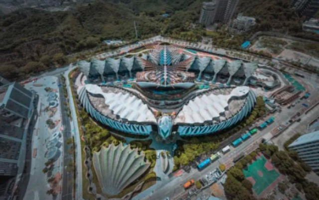 世界上十大最丑建筑，全世界最丑十大建筑（2022年“中国十大丑陋建筑”评选正酣）