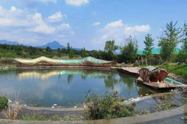 世界上十大最丑建筑，全世界最丑十大建筑（2022年“中国十大丑陋建筑”评选正酣）