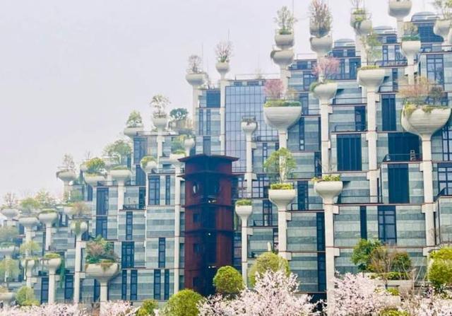 世界上十大最丑建筑，全世界最丑十大建筑（2022年“中国十大丑陋建筑”评选正酣）