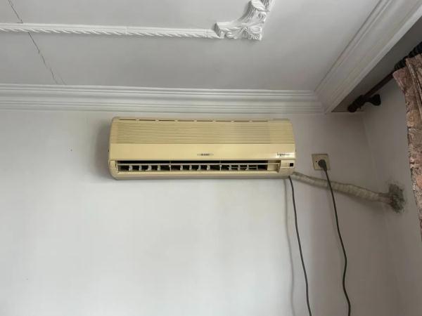 这个季节的家电维修 夏季家电维修高峰期，怎么防“李鬼”？业内人士来支招