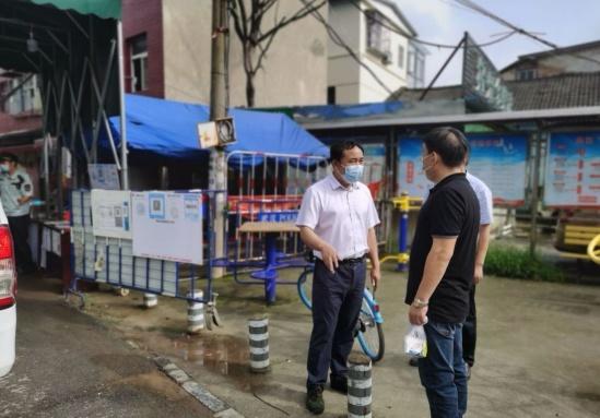 东湖景园附近家电维修 “真是帮大忙了！”他们出妙招解难题