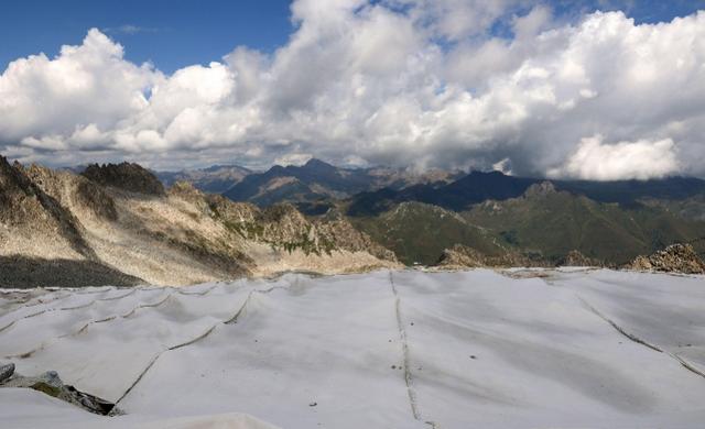 瑞士阿尔卑斯山，瑞士阿尔卑斯山风景（阿尔卑斯山冰川加速融化）