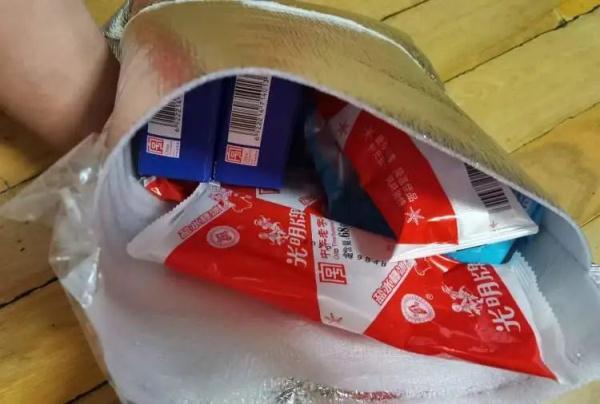 干冰寄快递能撑几天，干冰寄冰淇淋能撑几天（高温天买来的冰淇淋化了）