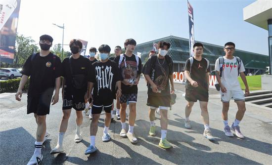 中学生篮球训练方法，初中生篮球队训练方法（中学生篮球训练营杭州开营）