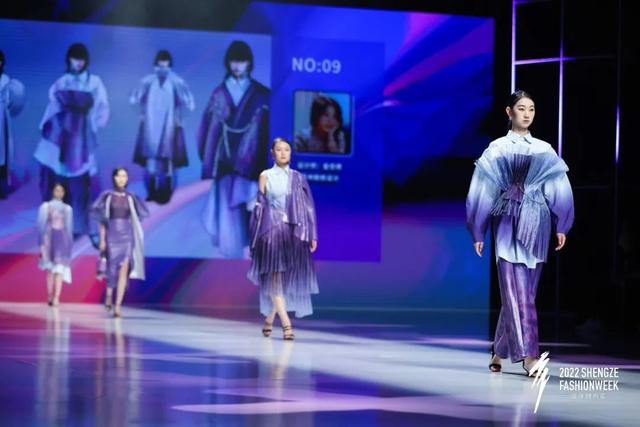 中国十大服装设计师，中国服装设计师排名前十（2022江苏省十佳服装设计师揭晓）