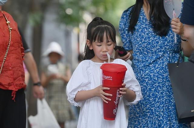 南锣鼓巷有什么好玩的，北京南锣鼓巷游玩攻略（南锣鼓巷迎来暑期游高峰）