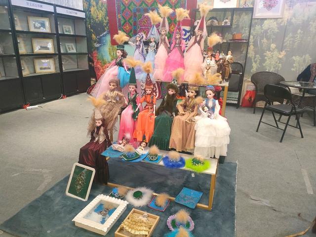 新疆有哪些地区，中西部地区有哪些（组图 ， 新疆十四地州非遗美）