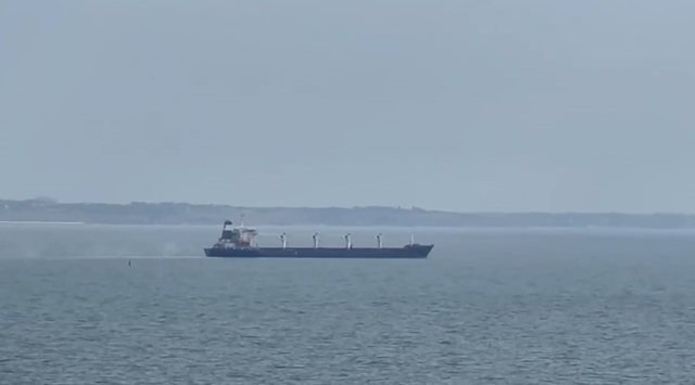 停泊（停泊区），从乌克兰出发的首艘运粮船在土耳其停泊
