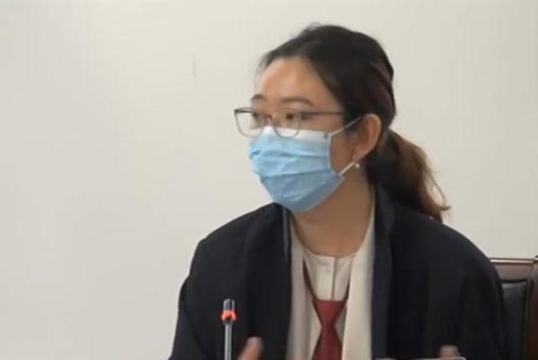 别让我看见老太太告三个儿子是哪集，别让我看见老奶奶告儿子是多少集（老人被行李箱绊倒后去世）