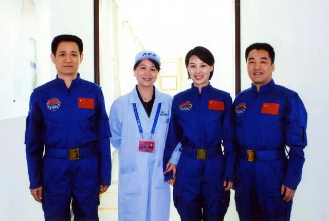 58年属什么今年多大，1958年属啥多少岁（生肖属狗的年份狗属相年份表）