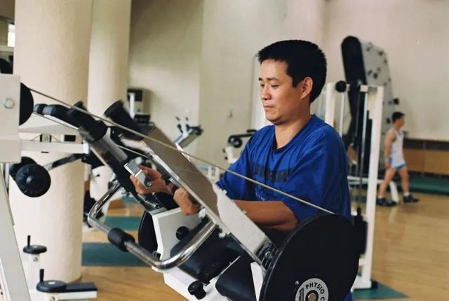 58年属什么今年多大，1958年属啥多少岁（生肖属狗的年份狗属相年份表）