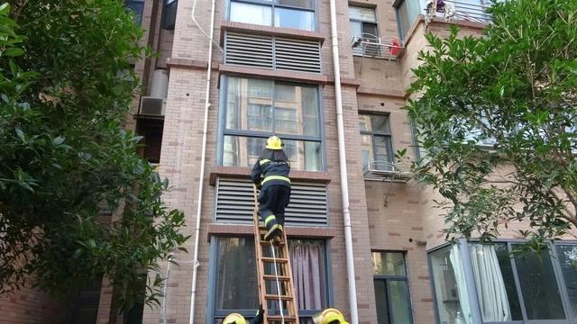 煤气泄漏什么味道，煤气什么味道是什么原因（九江一小区煤气罐泄漏）