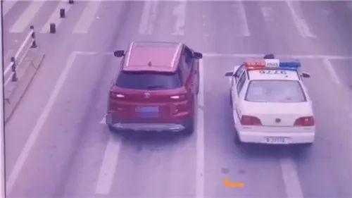 交警要诊断证明的目的（连闯6个）