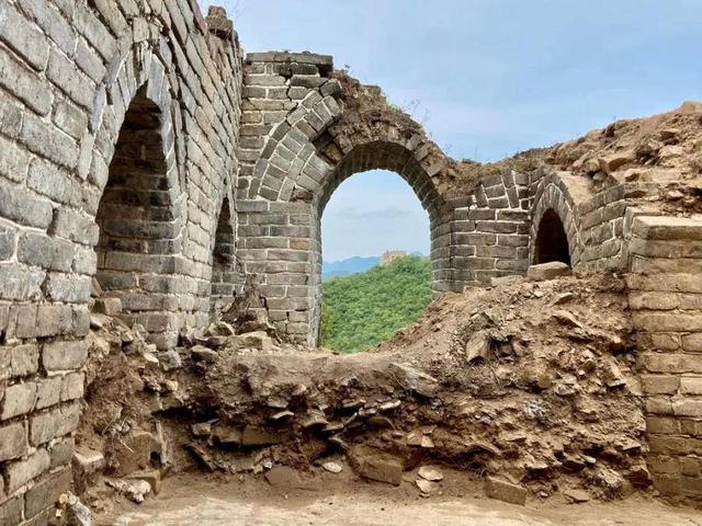 长城的历史简介和资料，长城简介100字左右（让长城说出自己的“秘密”）