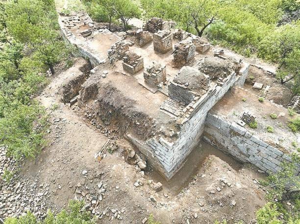 长城的历史简介和资料，长城简介100字左右（让长城说出自己的“秘密”）