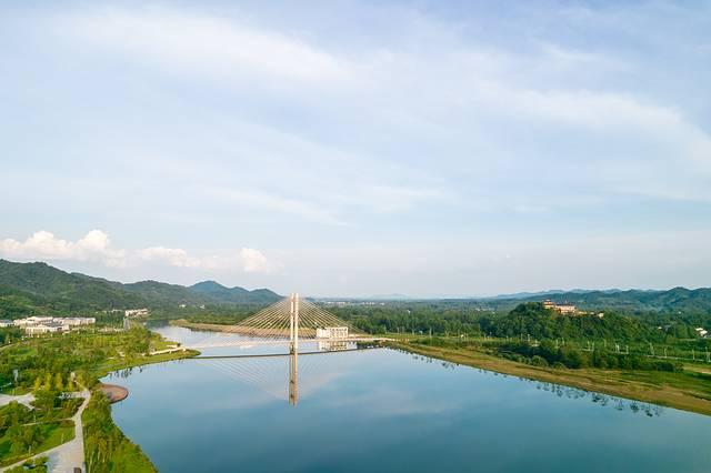 天堂寨旅游攻略，合肥自驾天堂寨旅游攻略（自驾八百公里大别山风景道）