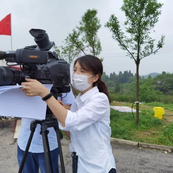 新闻传播专业好找工作吗，新闻传播专业好找工作吗男生（看看“过来人”怎么说→）