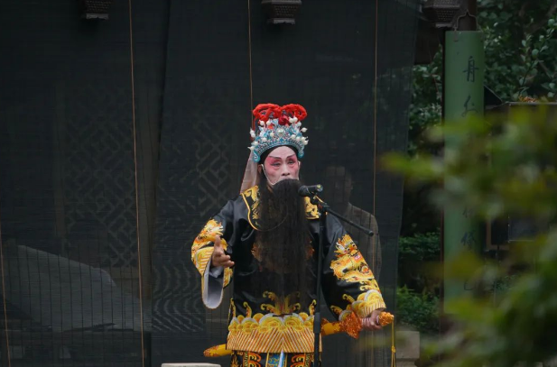 飞雪玉花歌词，飞雪玉花原唱（溯千载华章——助力艺术普及）