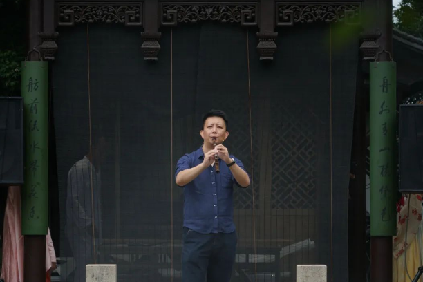 飞雪玉花歌词，飞雪玉花原唱（溯千载华章——助力艺术普及）