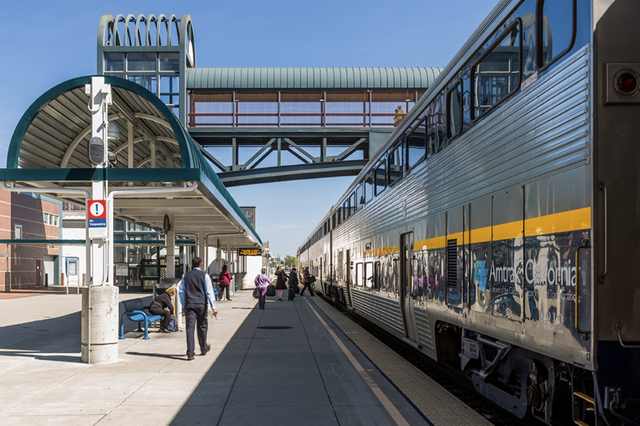 三星880相当于骁龙多少，第一代骁龙7怎么样（旧金山湾区TOD这样做）