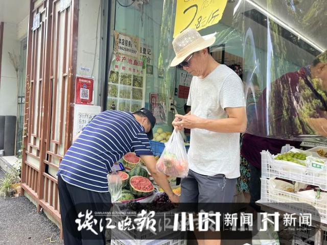 立秋了又开始秋天的第一杯奶茶，秋天的第一杯奶茶完胜
