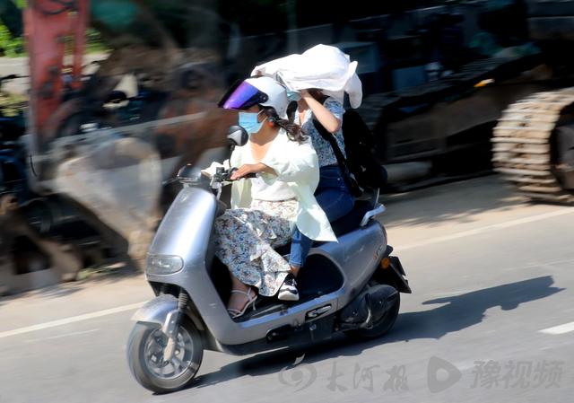 特色烧烤，烧烤模式下的郑州街景（特色烧烤店名）