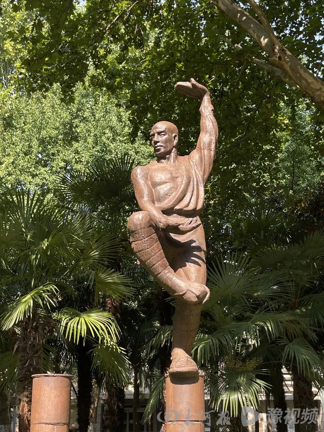 特色烧烤，烧烤模式下的郑州街景（特色烧烤店名）