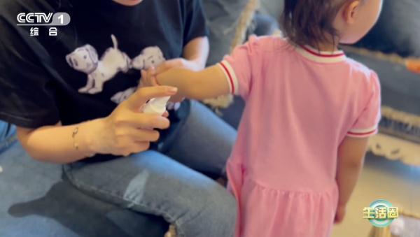 被蚊子咬了怎么办，夏季被蚊子叮咬怎么办（蚊子叮的包又大又痒？别挠）