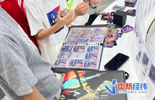 什么是花卡，什么是花卡宝藏卡（有家长称“花200万抽卡还没集齐”）