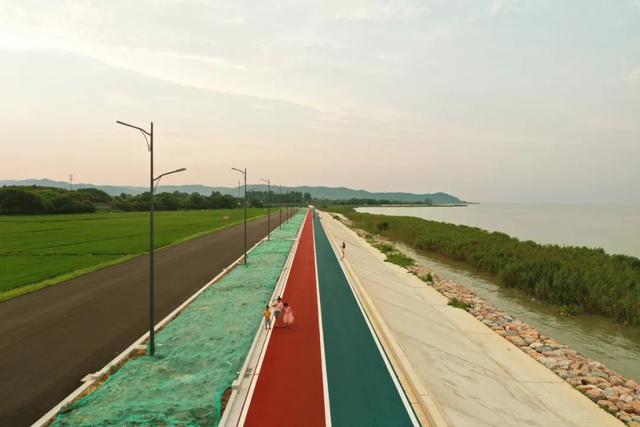 长兴县副县长有哪几个，长兴县县长叫什么名字（长兴县副县长吴秋景接受浙江之声专访）