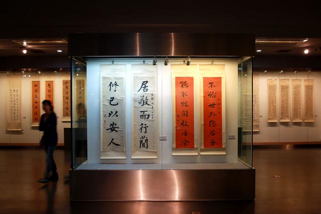 张謇生平简介，化蛹成蝶：张謇和他的南通