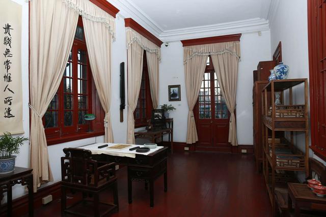 张謇生平简介，化蛹成蝶：张謇和他的南通