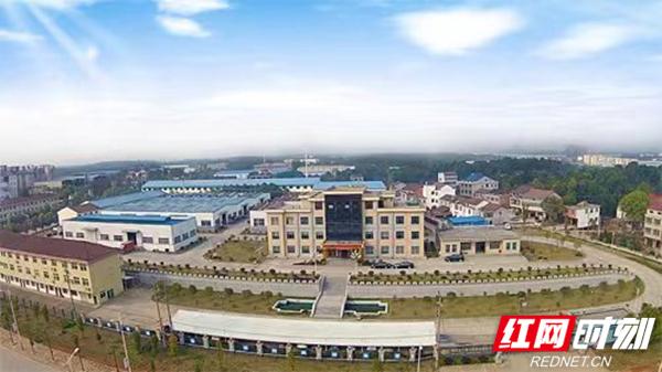 常德工程机械 掘金四板㉖丨工程机械企业“朋友圈”的修炼——湖南太子化工的聚焦发展之道