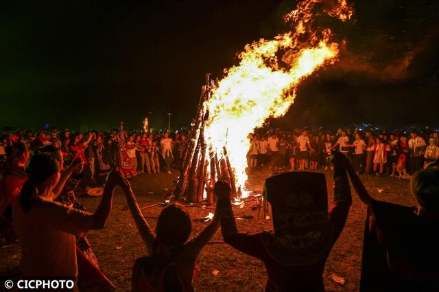 毕节市在哪个省，毕节市是哪个市（贵州毕节：多彩民俗游）