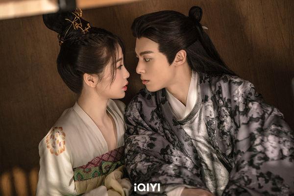 驯服冰山老公，驯服冰山老公男主蓝狮（王鹤棣《苍兰诀》霸总上身）