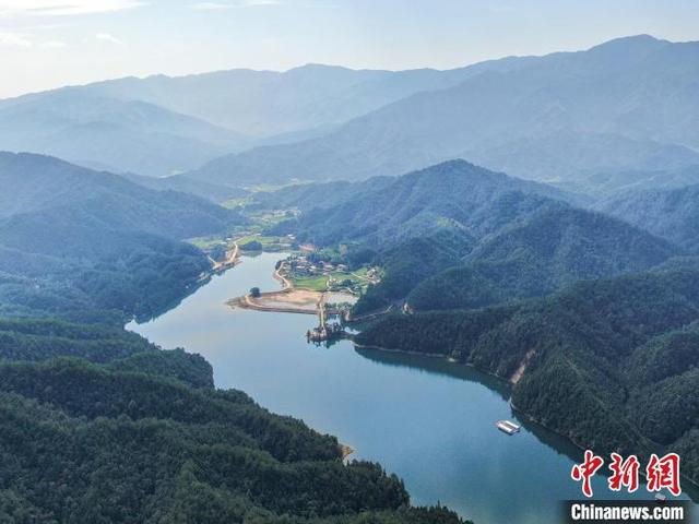 铜鼓县景点，铜鼓县风景区（航拍江西铜鼓天柱峰国家森林公园）